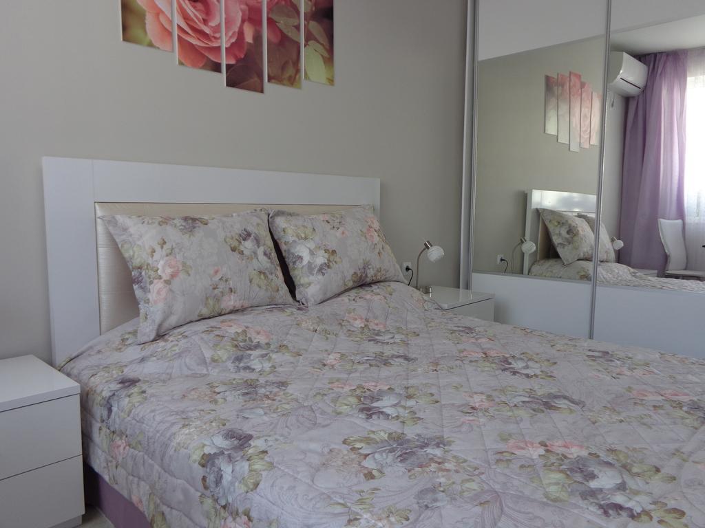 Luxury Apartment Lazur 2 부르가스 객실 사진